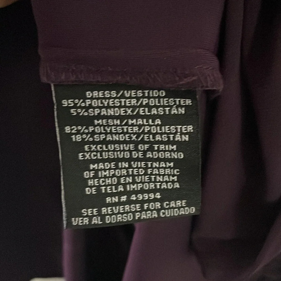 R&M Richards Plum Jewel Gathered Surplice Wrap Dress Size 8P - Picture 7 of 11